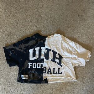 UNH Football cropped Split T-Shirt - Blue and White